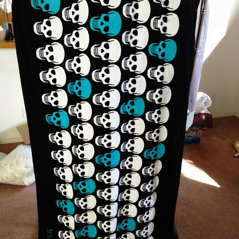 🏝️Betsey Johnson🌊👙🩳☀️Beach Towel🏝️🏖️🌅🦂🏄 NWOT